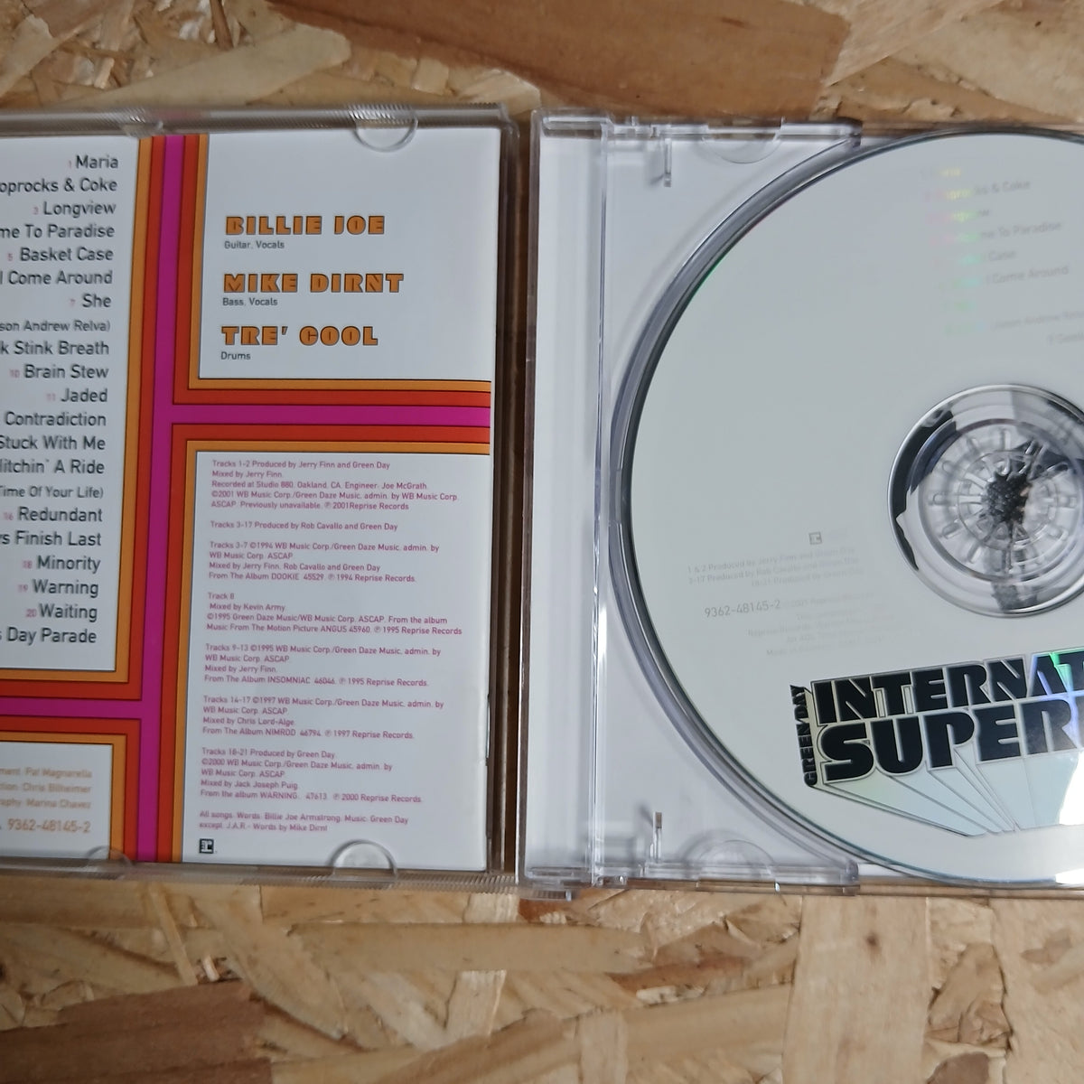 International Superhits! Pre-loved CD Album By Green Day
