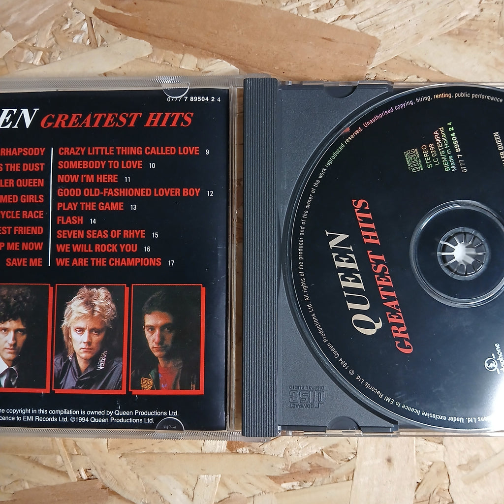 Queen Greatest Hits Pre-loved CD Album